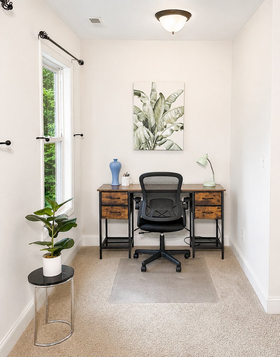 Master Bedroom Office Alcove