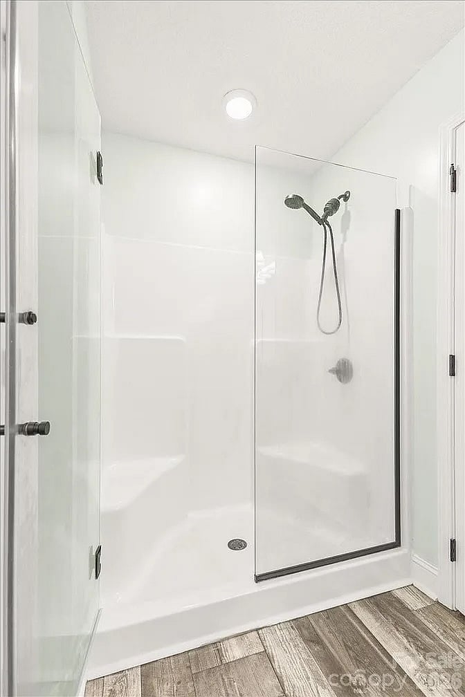 Master Bathroom Walk-In Shower