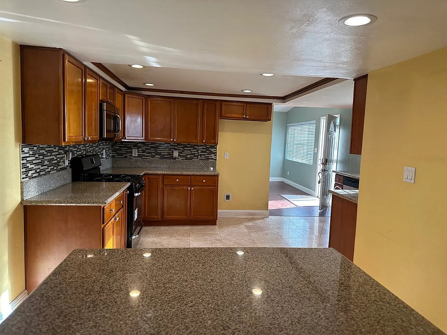 Furnished Finder property 1019064_1 photo 10