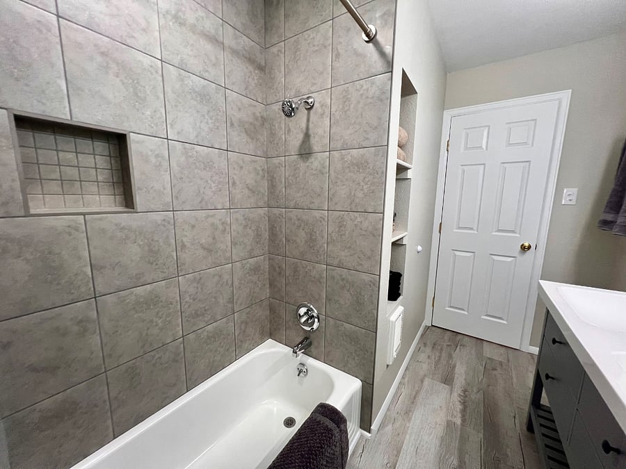 Furnished Finder property 1019070_1 photo 38
