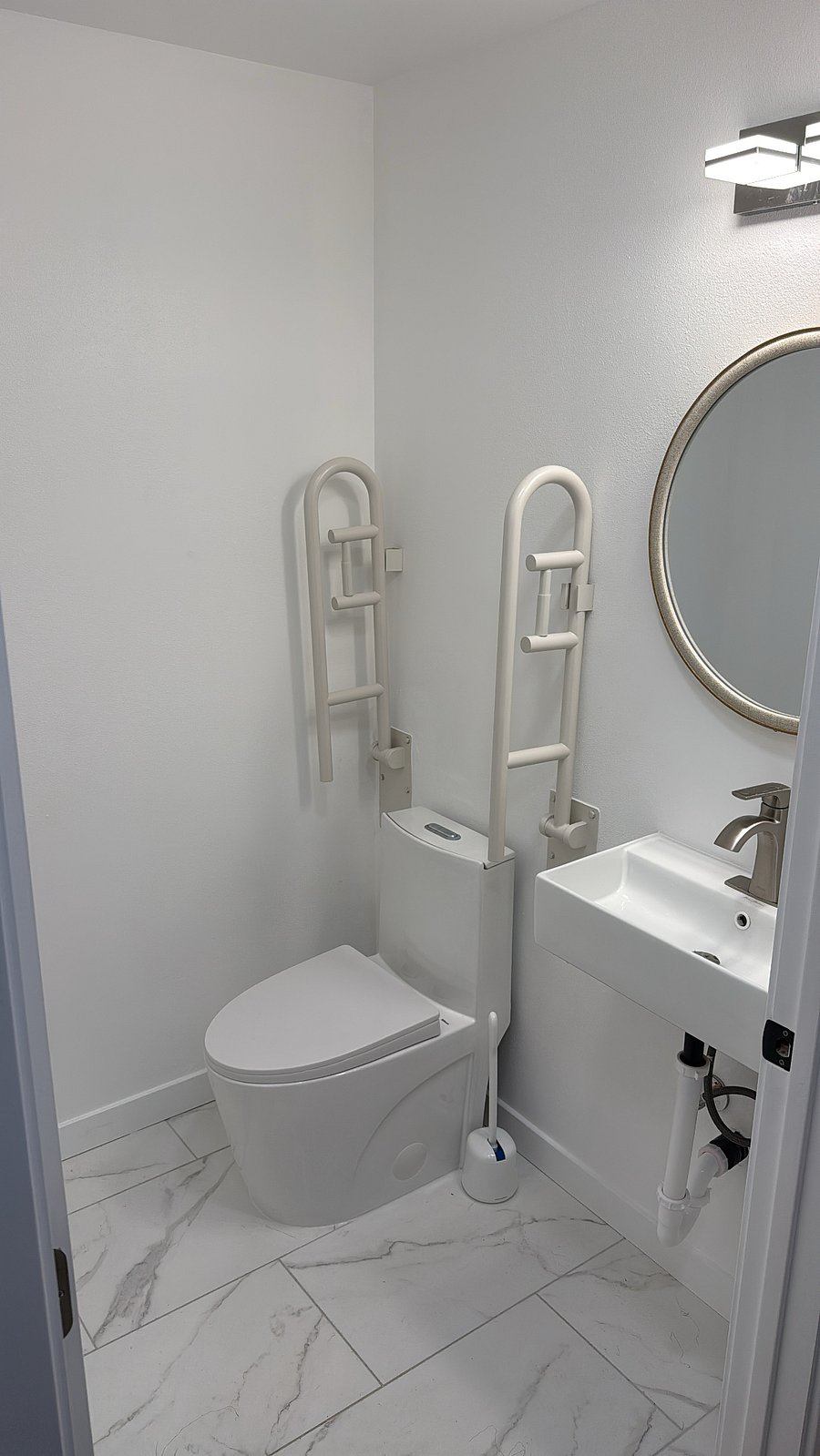 Furnished Finder property 1019096_1 photo 17