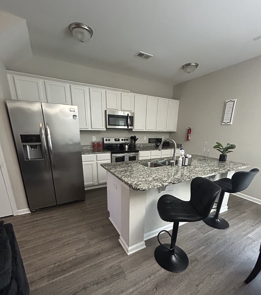 Furnished Finder property 1019097_1 photo 3