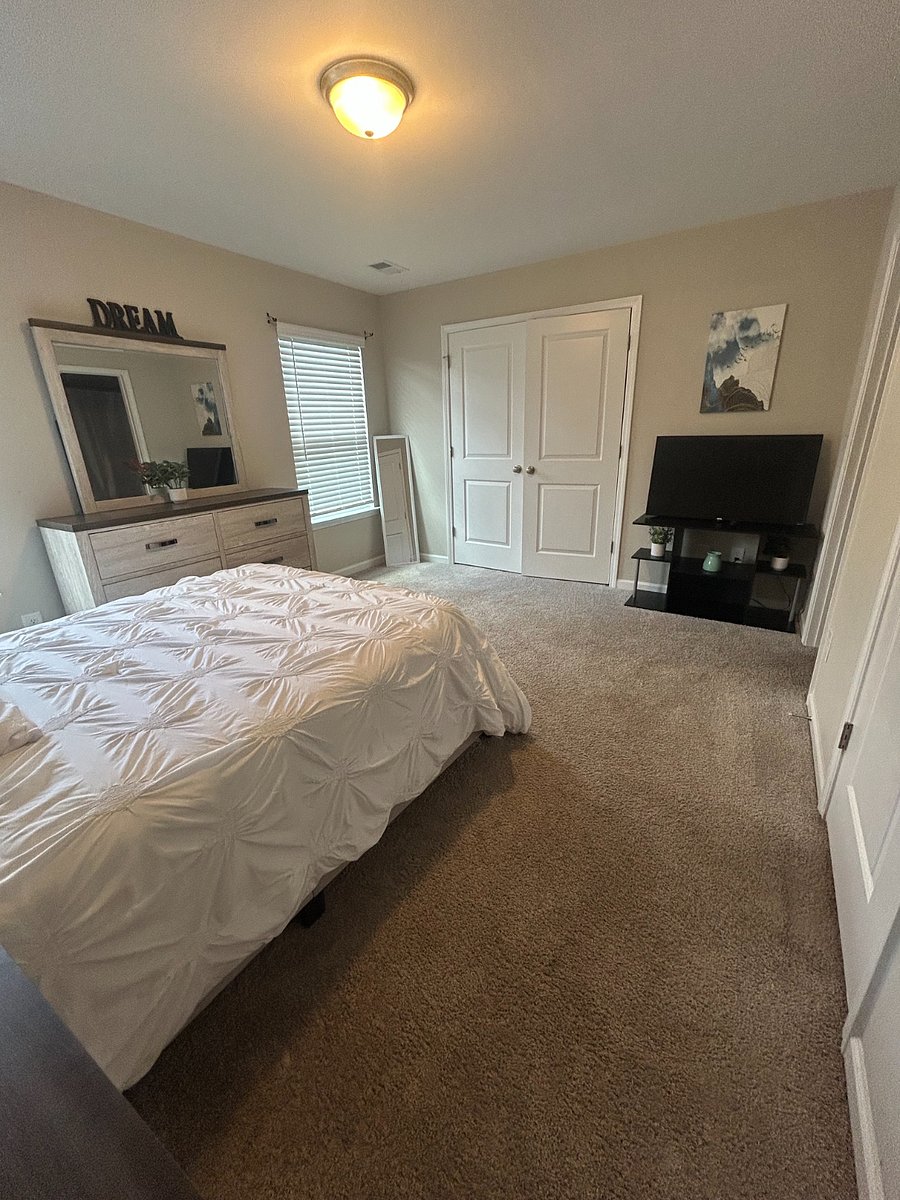 Furnished Finder property 1019097_1 photo 9