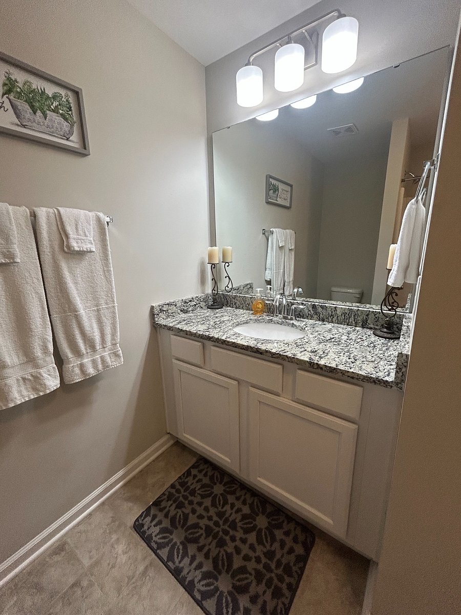 Furnished Finder property 1019097_1 photo 19