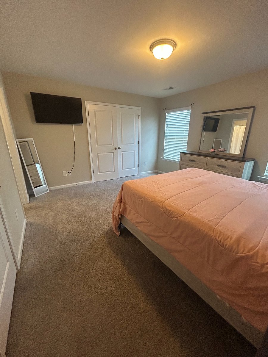 Furnished Finder property 1019097_1 photo 15