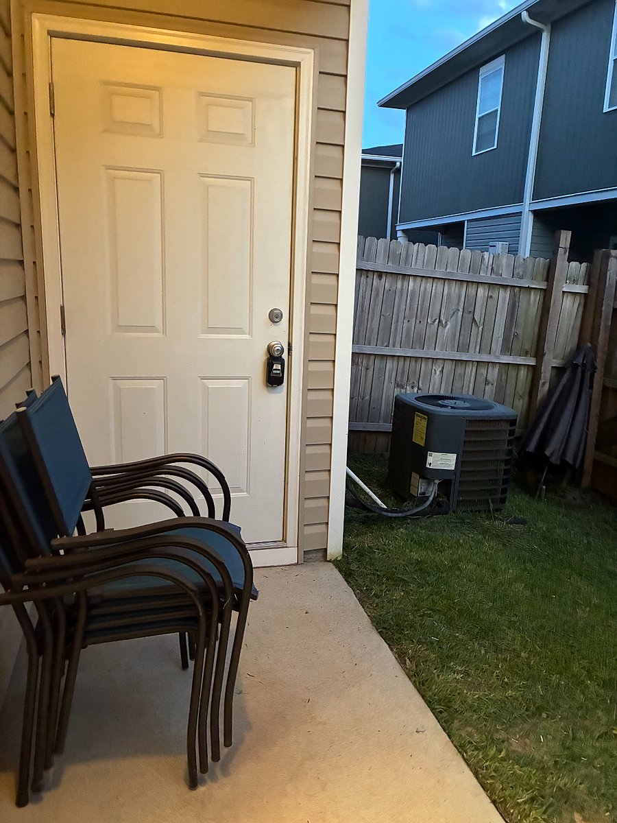 Furnished Finder property 1019097_1 photo 21