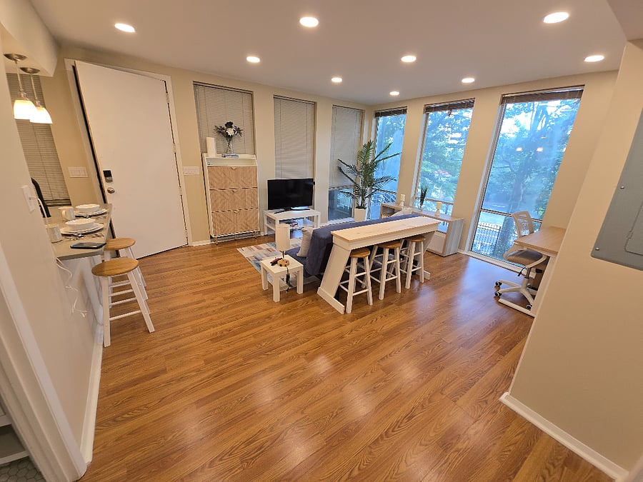 Furnished Finder property 1019104_1 photo 2