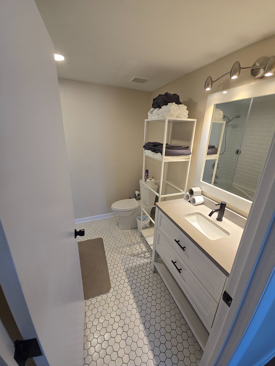 Furnished Finder property 1019104_1 photo 10