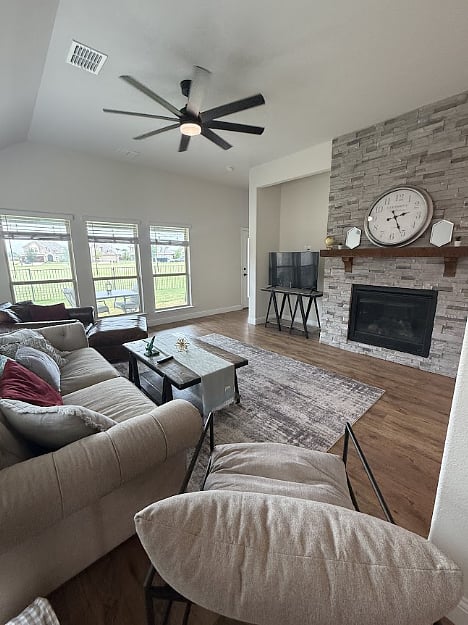 Furnished Finder property 1019114_1 photo 12