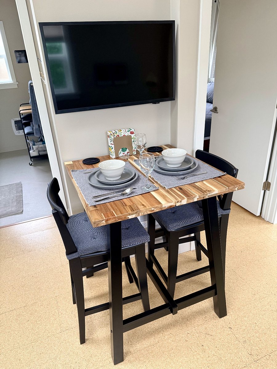 Dining seating for 2, that can also be used as spacious desk/work area.