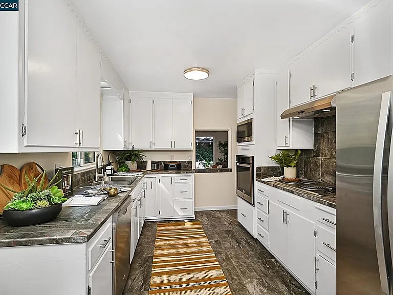 Furnished Finder property 1019133_2 photo 9