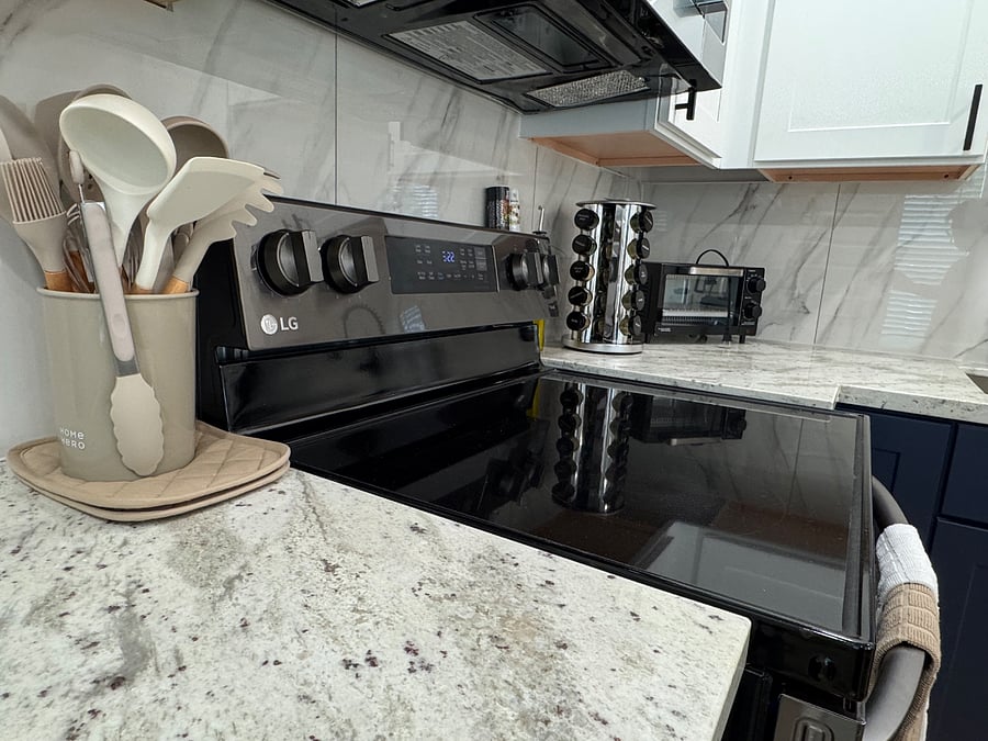 Furnished Finder property 1019135_1 photo 3