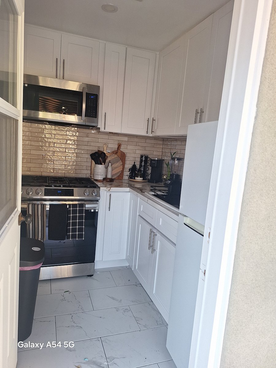 Furnished Finder property 1019140_1 photo 12