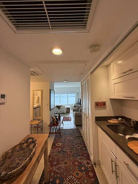 Furnished Finder property 1019149_1 photo 14