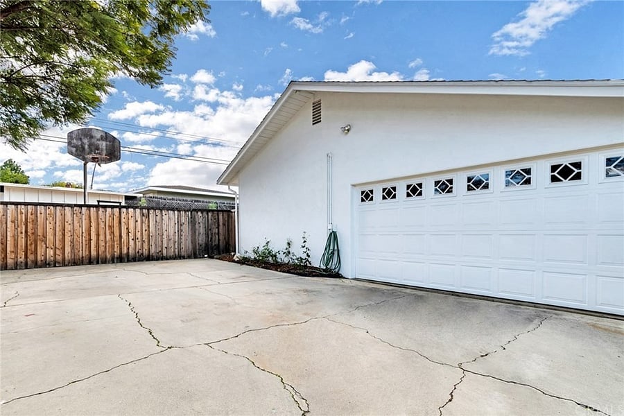 Furnished Finder property 1019184_1 photo 11
