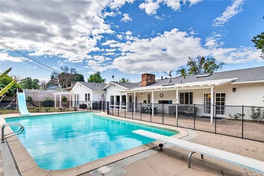 Furnished Finder property 1019184_1 photo 12