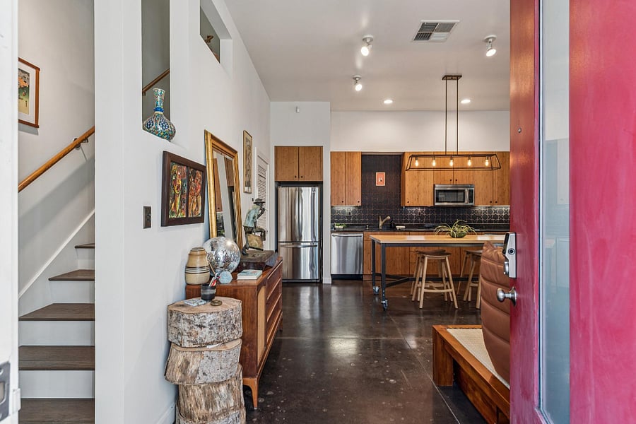 Furnished Finder property 1019210_1 photo 3
