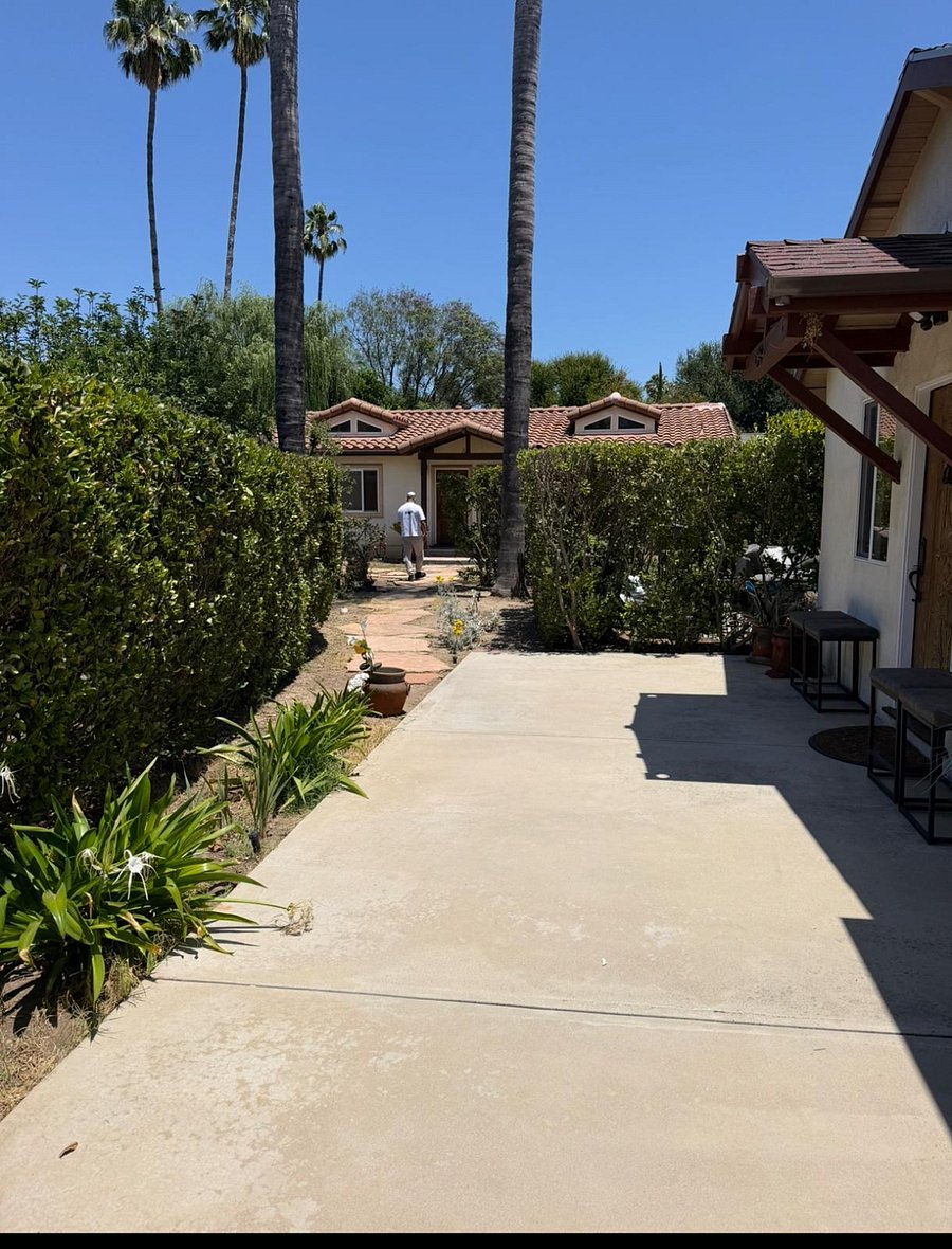 Furnished Finder property 1019226_1 photo 2