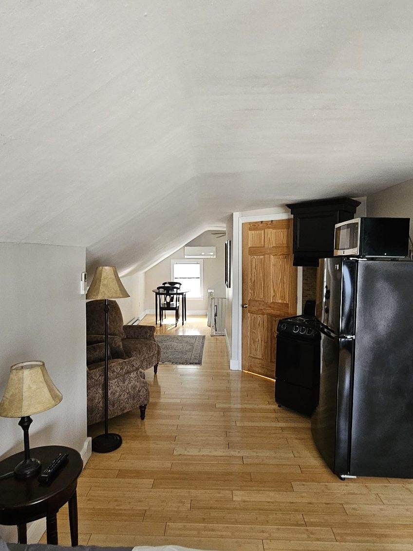 Furnished Finder property 1019238_1 photo 2