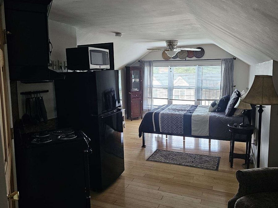 Furnished Finder property 1019238_1 photo 1