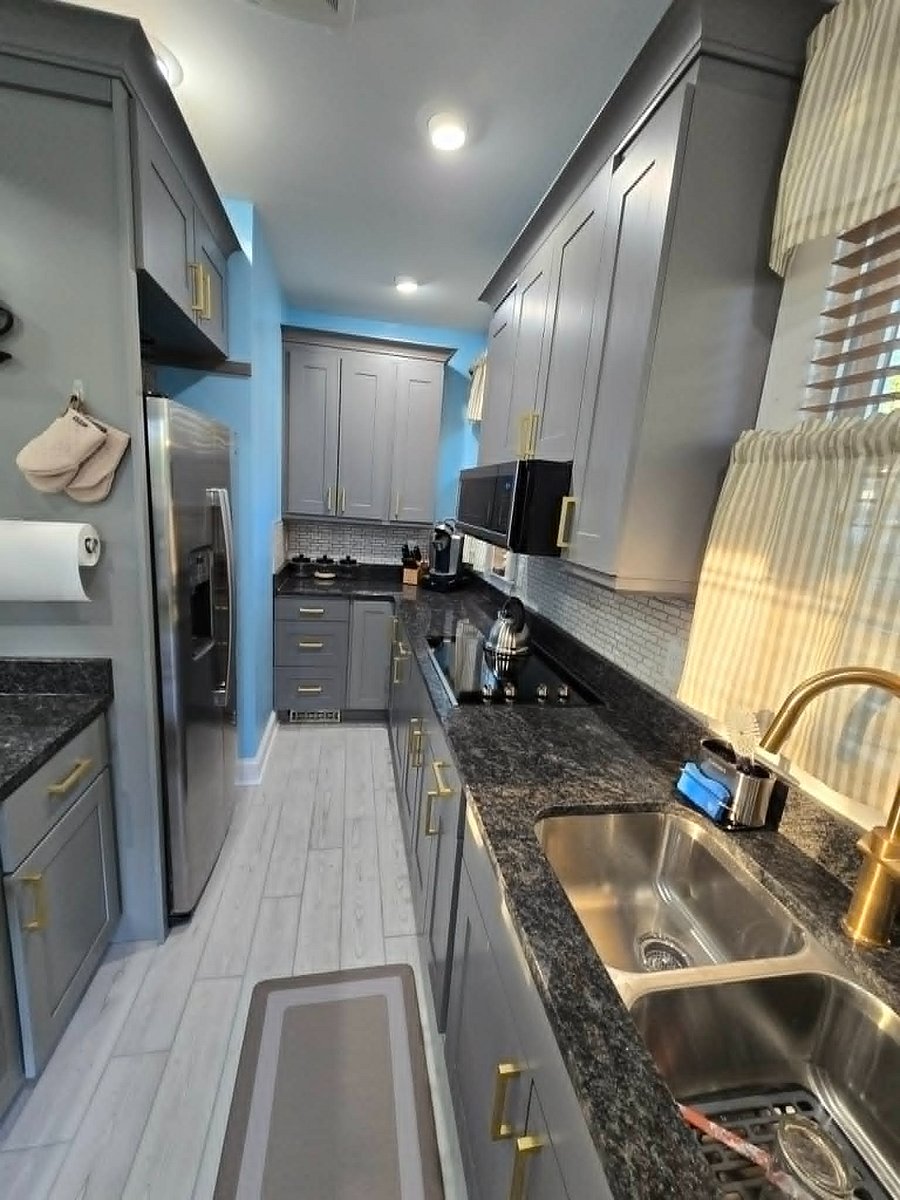 Furnished Finder property 1019248_1 photo 12