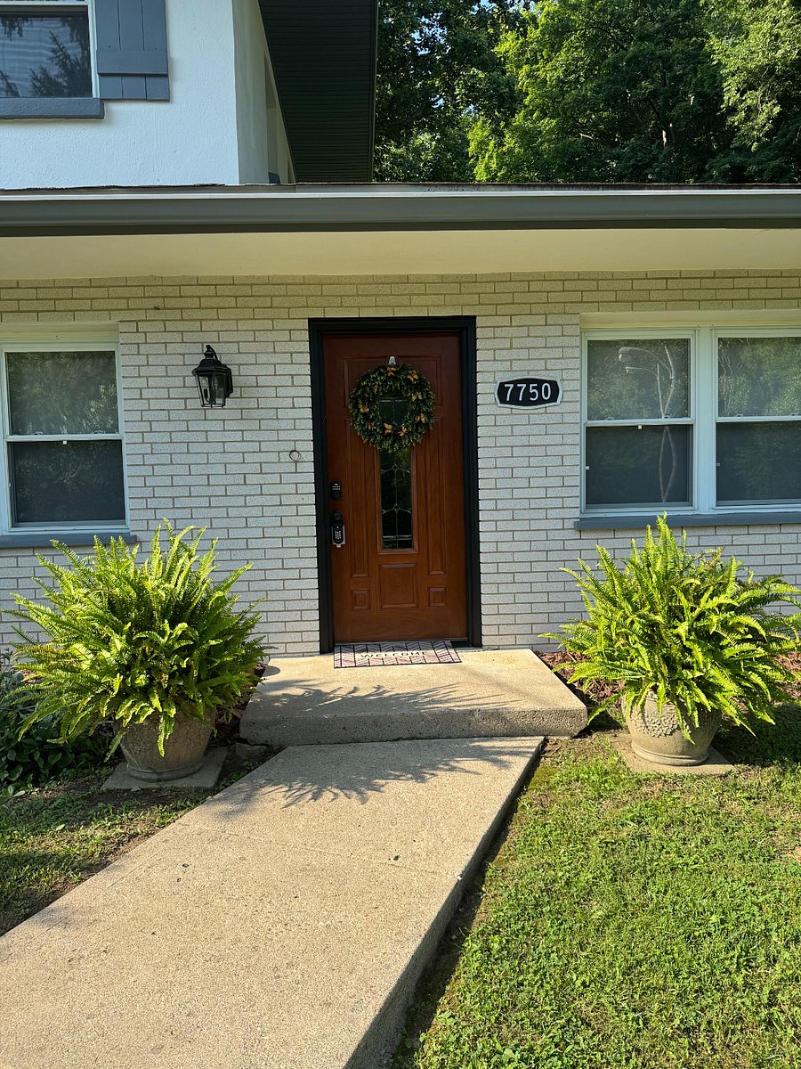 Furnished Finder property 1019289_1 photo 2