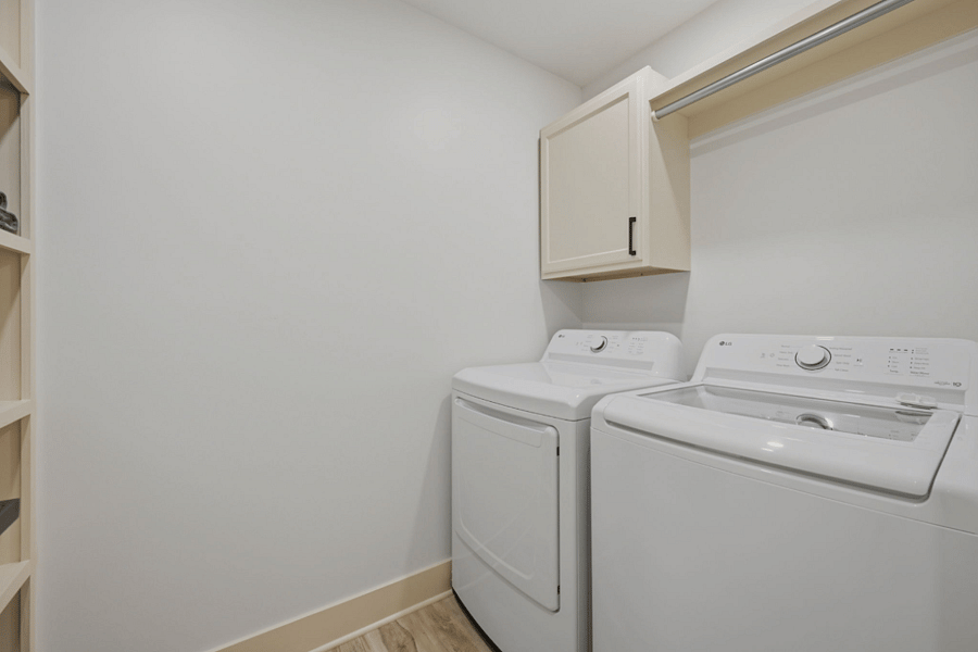 Furnished Finder property 1019308_1 photo 13