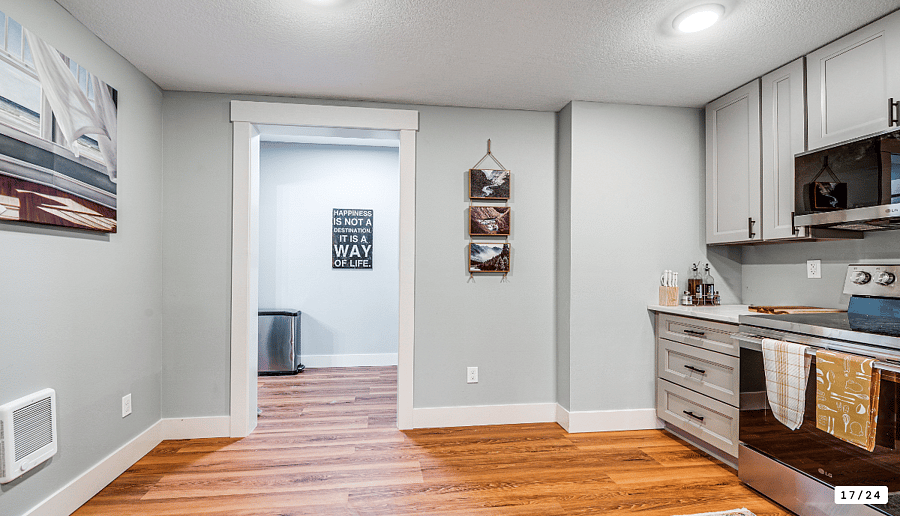 Furnished Finder property 1019311_2 photo 17