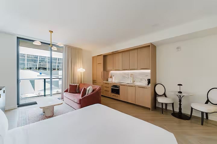 Furnished Finder property 1019323_1 photo 3