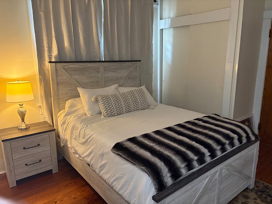Furnished Finder property 1019356_1 photo 15