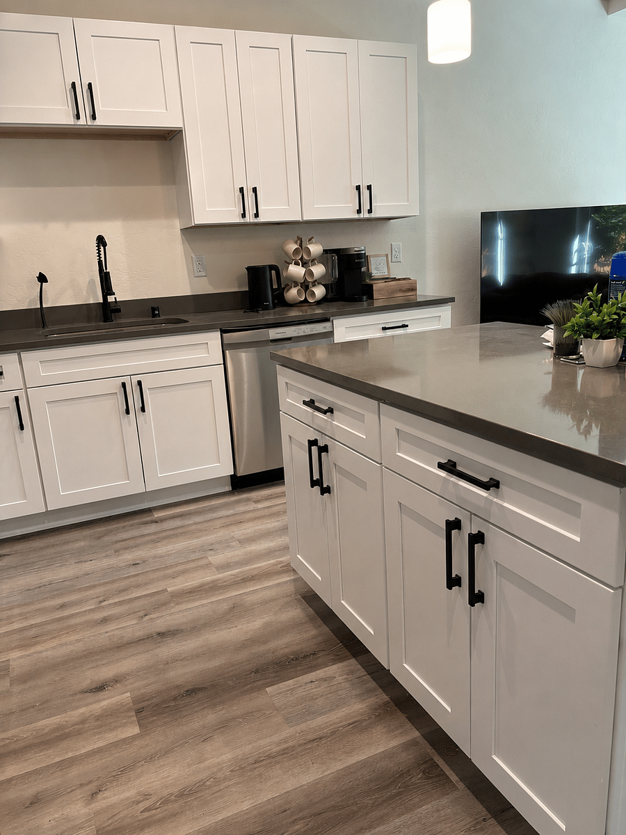 Large kitchen 