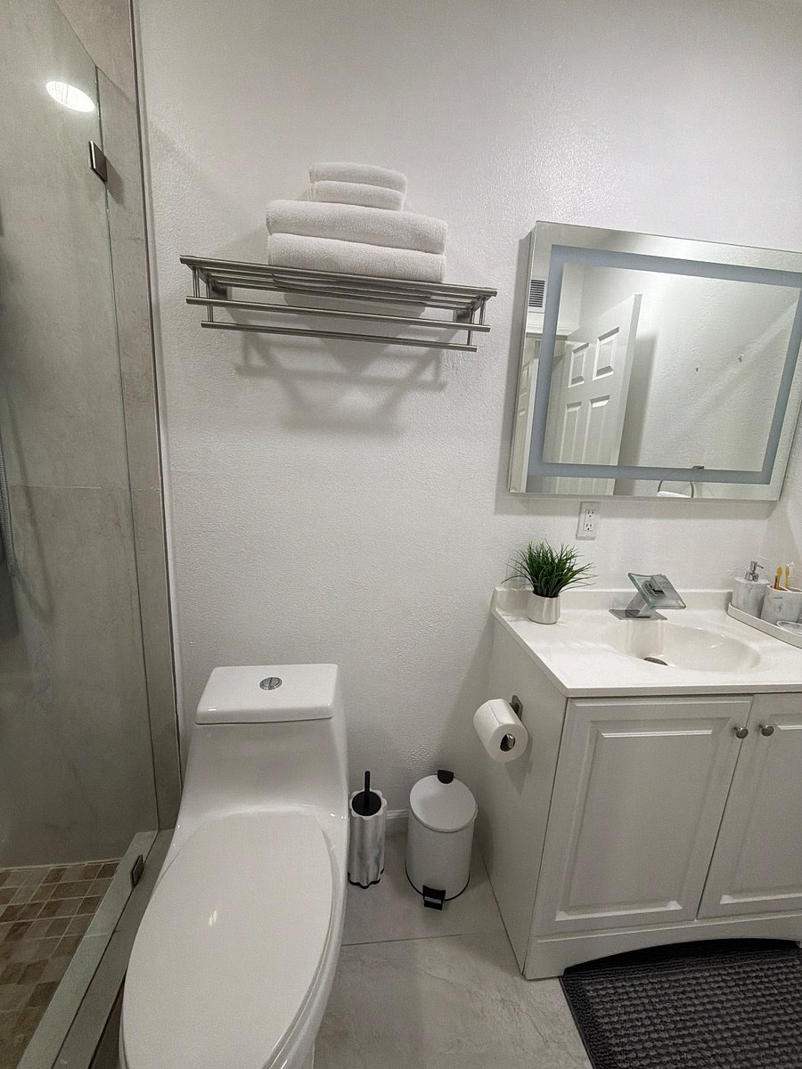 Furnished Finder property 1019396_1 photo 9