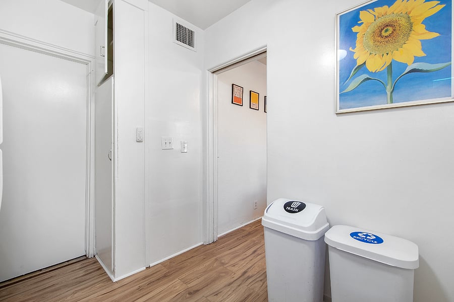 Furnished Finder property 1019405_1 photo 10
