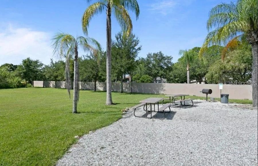 Furnished Finder property 1019423_1 photo 12