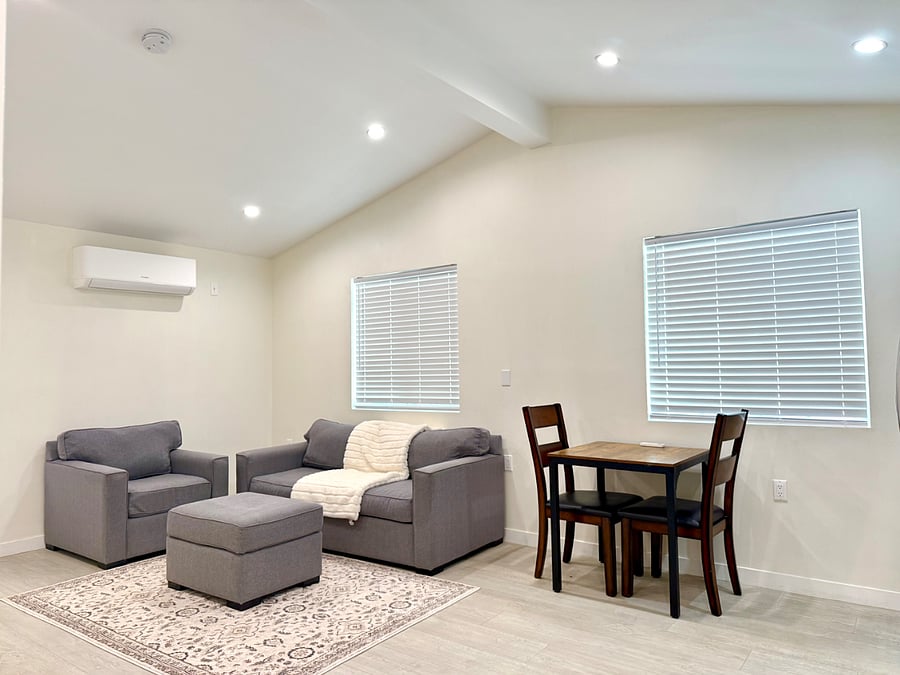 Furnished Finder property 1019436_1 photo 2
