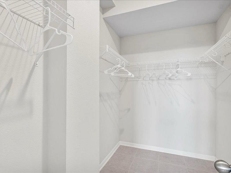 Furnished Finder property 1019439_1 photo 8
