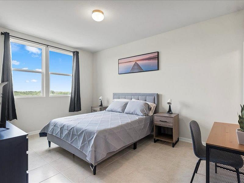 Furnished Finder property 1019439_1 photo 11