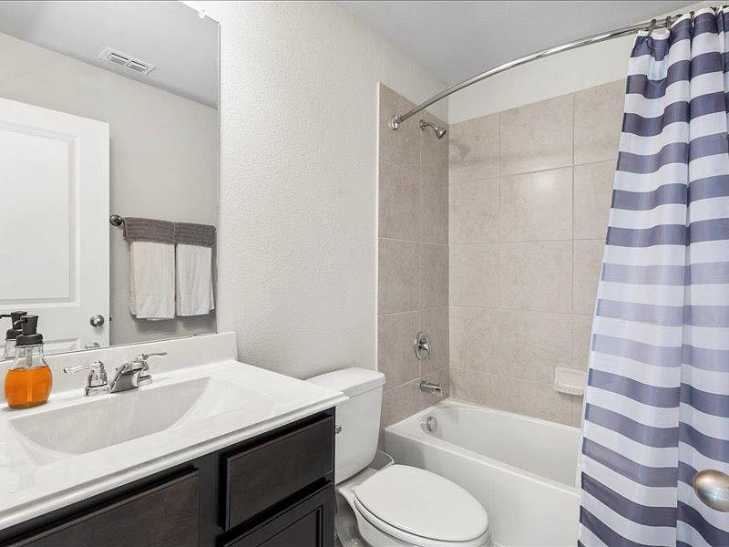 Furnished Finder property 1019439_1 photo 12