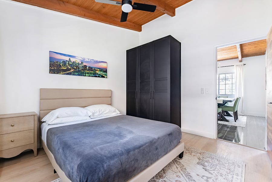 Furnished Finder property 1019503_1 photo 22