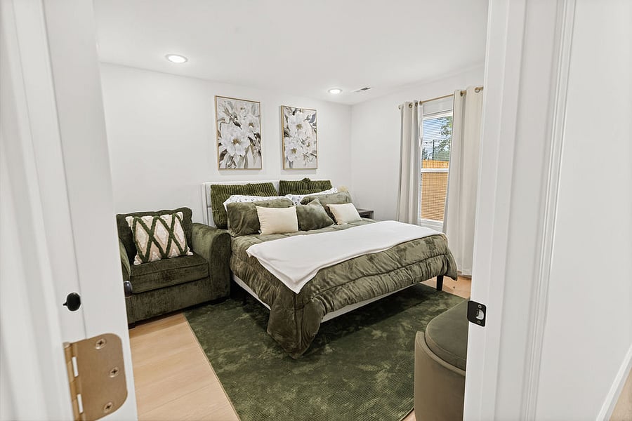 Furnished Finder property 1019559_1 photo 9