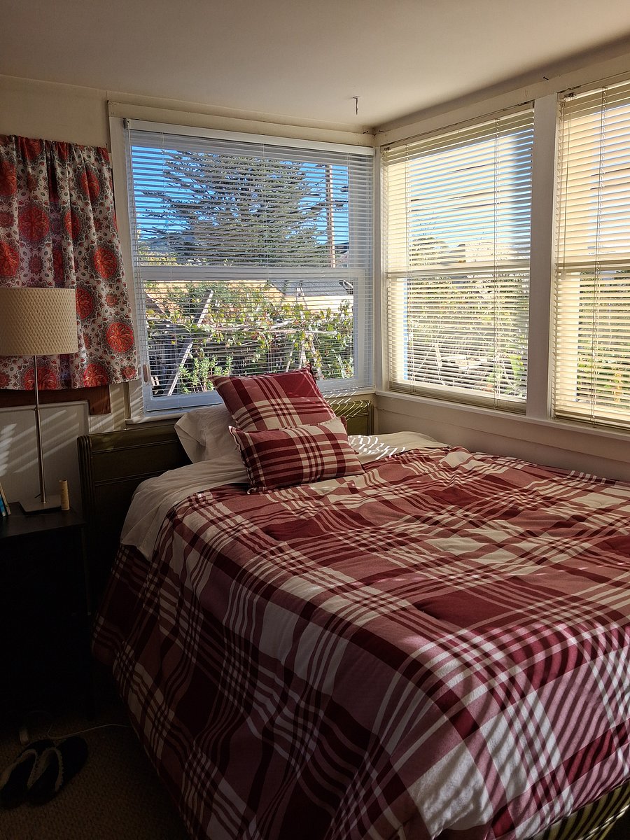 Furnished Finder property 1019560_1 photo 2
