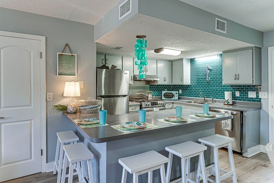 Extra seating at the kitchen island