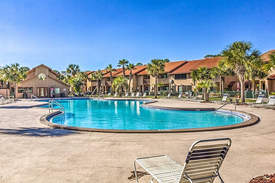 Large grande island heated pool 