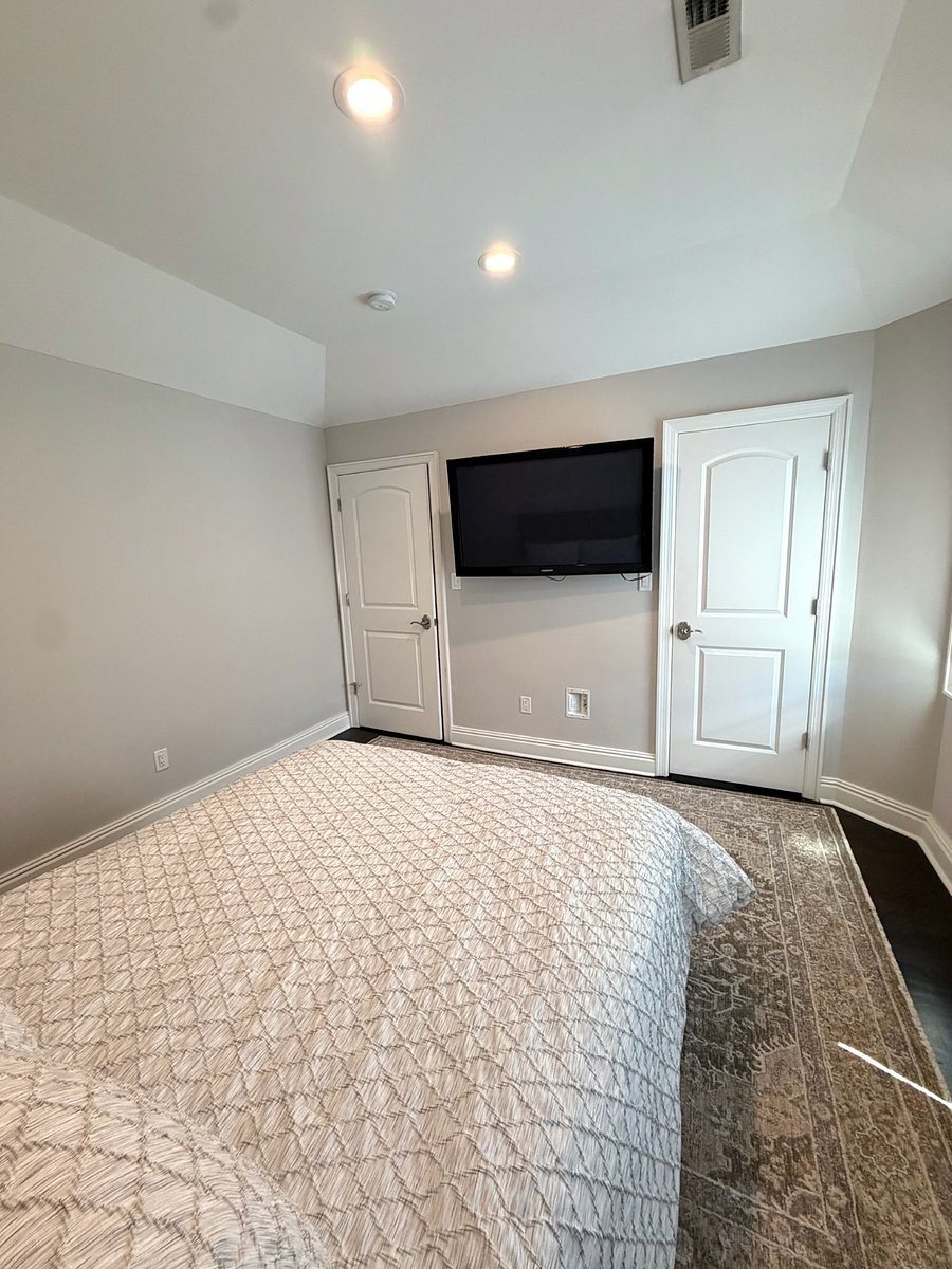 Furnished Finder property 1019617_1 photo 40
