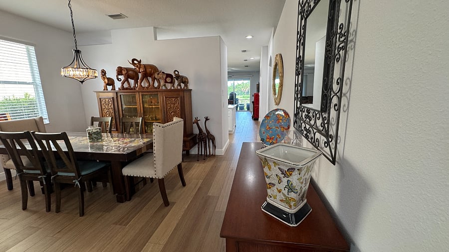 Furnished Finder property 1019626_1 photo 3