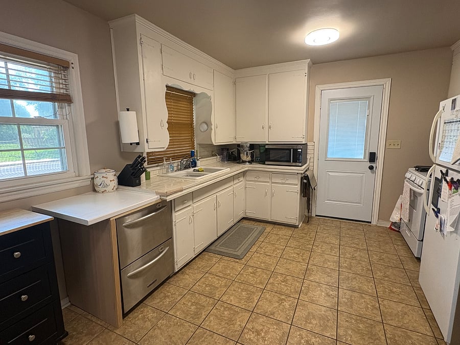 Furnished Finder property 1019682_1 photo 4