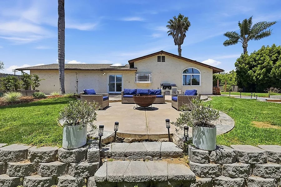 Furnished Finder property 1019684_2 photo 25