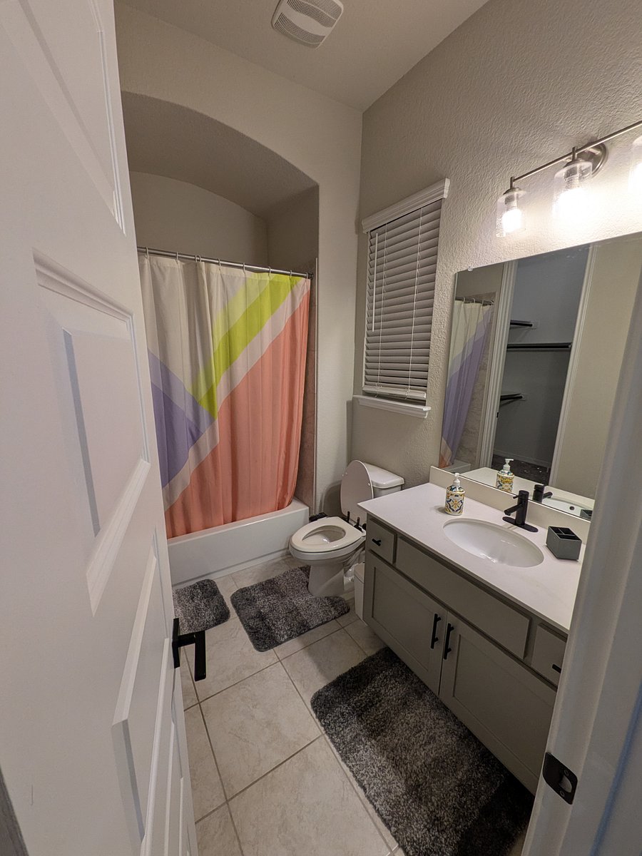 Furnished Finder property 1019686_1 photo 4