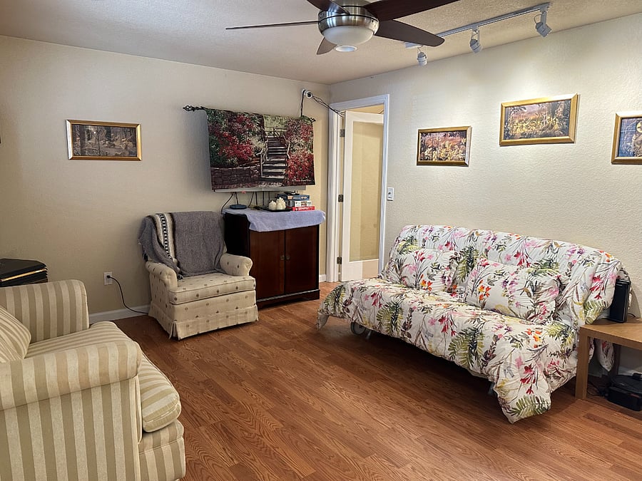 Furnished Finder property 1019748_1 photo 9