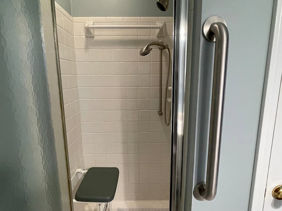 Handi-accessible Shower with chair, Master Bath